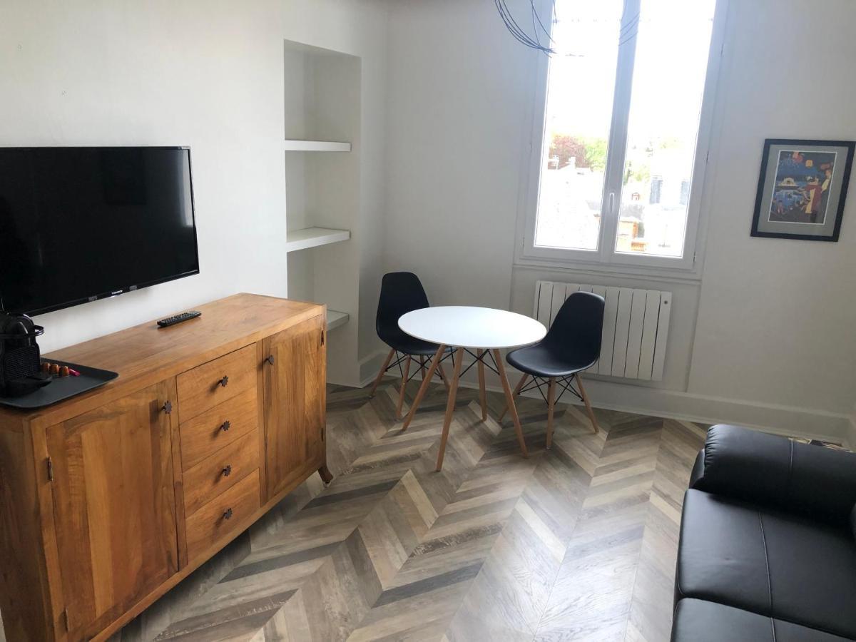 Superbe Appartement Independant En Centre Ville Vichy Eksteriør billede
